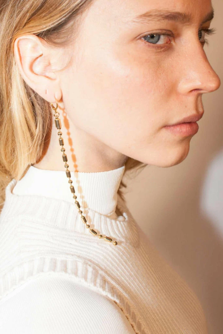 New β Domestique 18K - 24K Gold Medium Bold Chain Simple Earring π 5 Domestique 18K - 24K Gold Medium Bold Chain Simple Earring