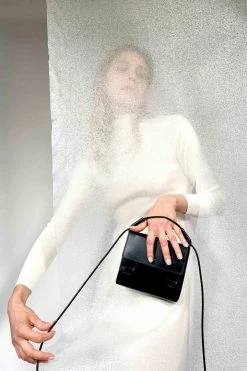 Best deal π Domestique Medium Flap Leather Pouch π 31 Domestique Medium Flap Leather Pouch