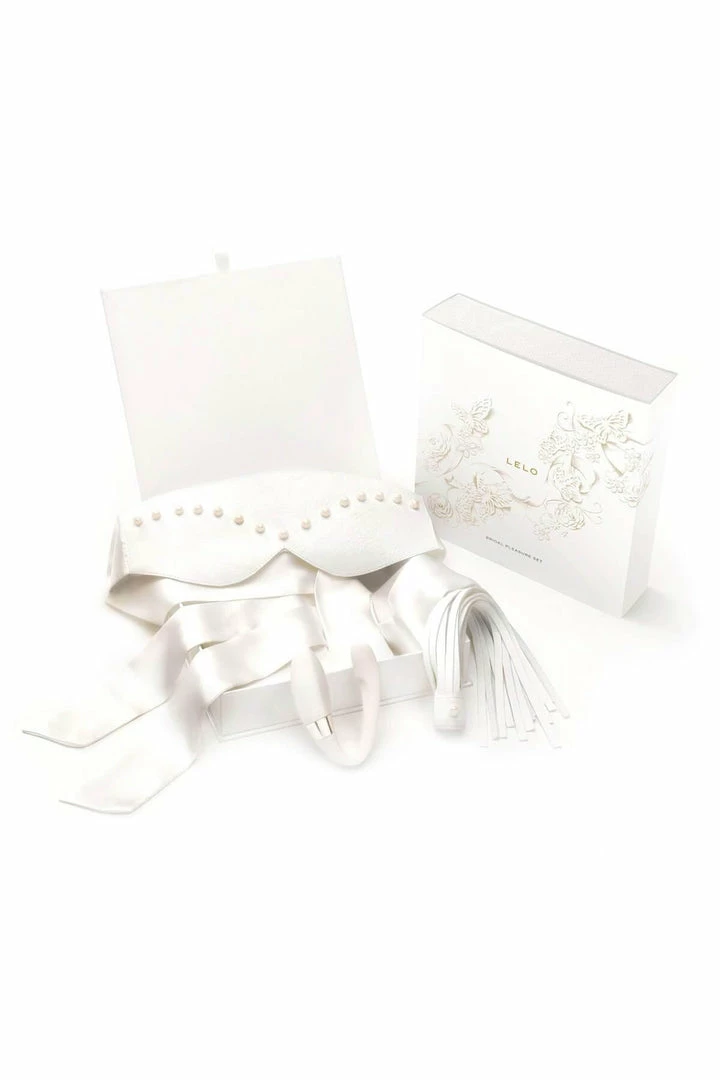 Buy π₯ LELO Bridal Pleasure Gift Set 𧨠4 LELO Bridal Pleasure Gift Set