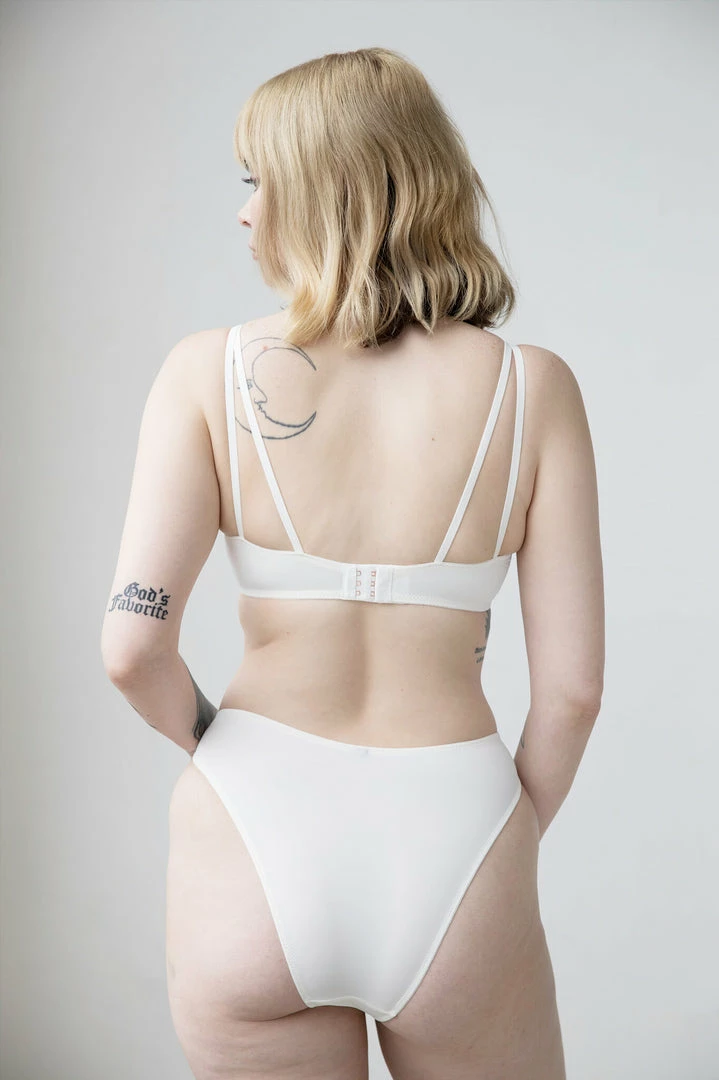 Cheapest βοΈ Monique Morin Lace Frisson Hi Leg Panty π 5 Monique Morin Lace Frisson Hi Leg Panty