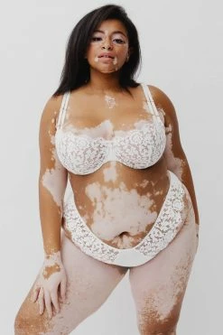 Monique Morin Frisson White Lace Lingerie Set Lingerie Sets